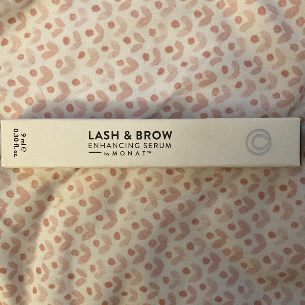 Mint lash an brow